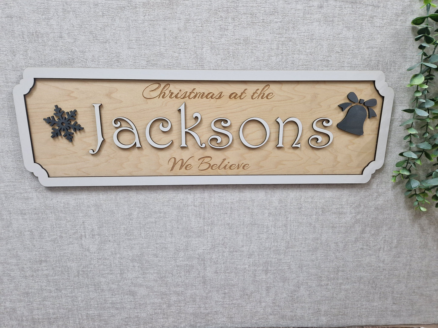 Family Xmas themed wall plaque