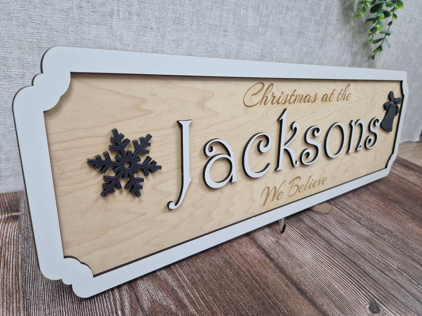 Family Xmas themed wall plaque