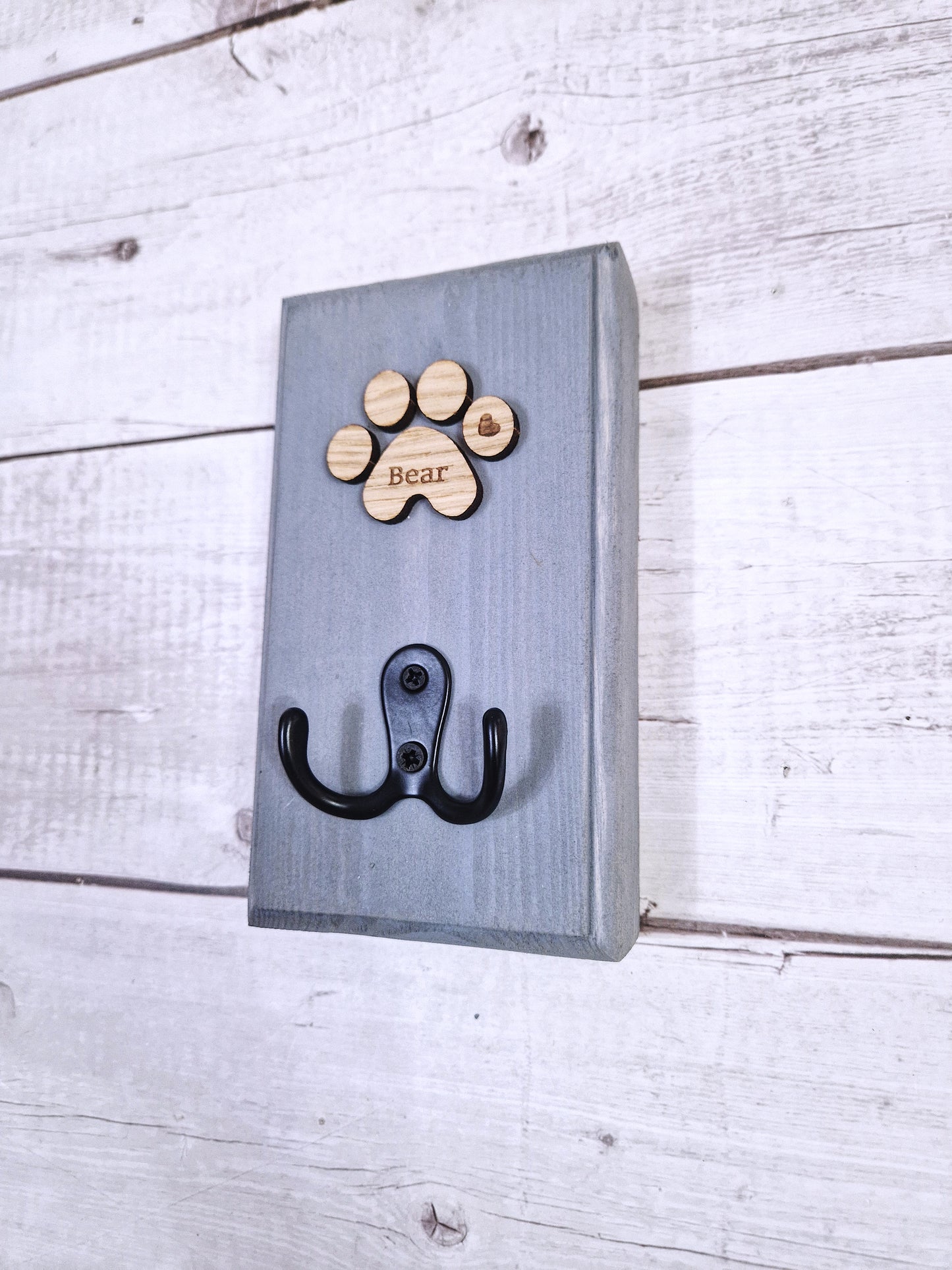 Chunky Personalised wooden dog leash hanger