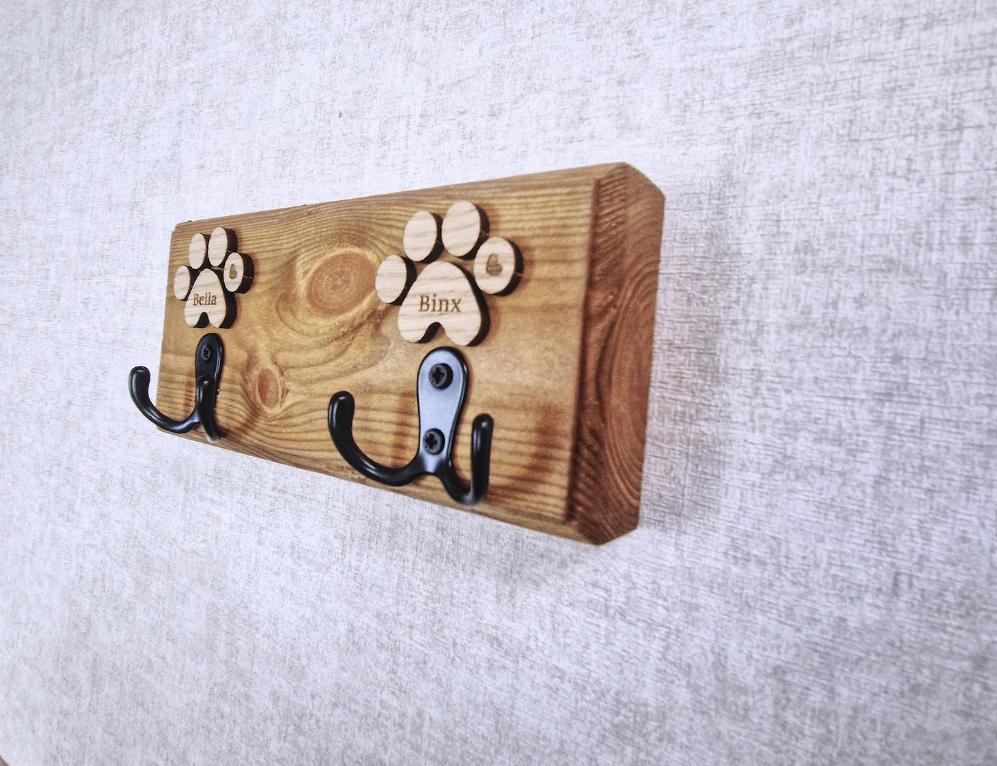 Chunky Personalised wooden dog leash hanger