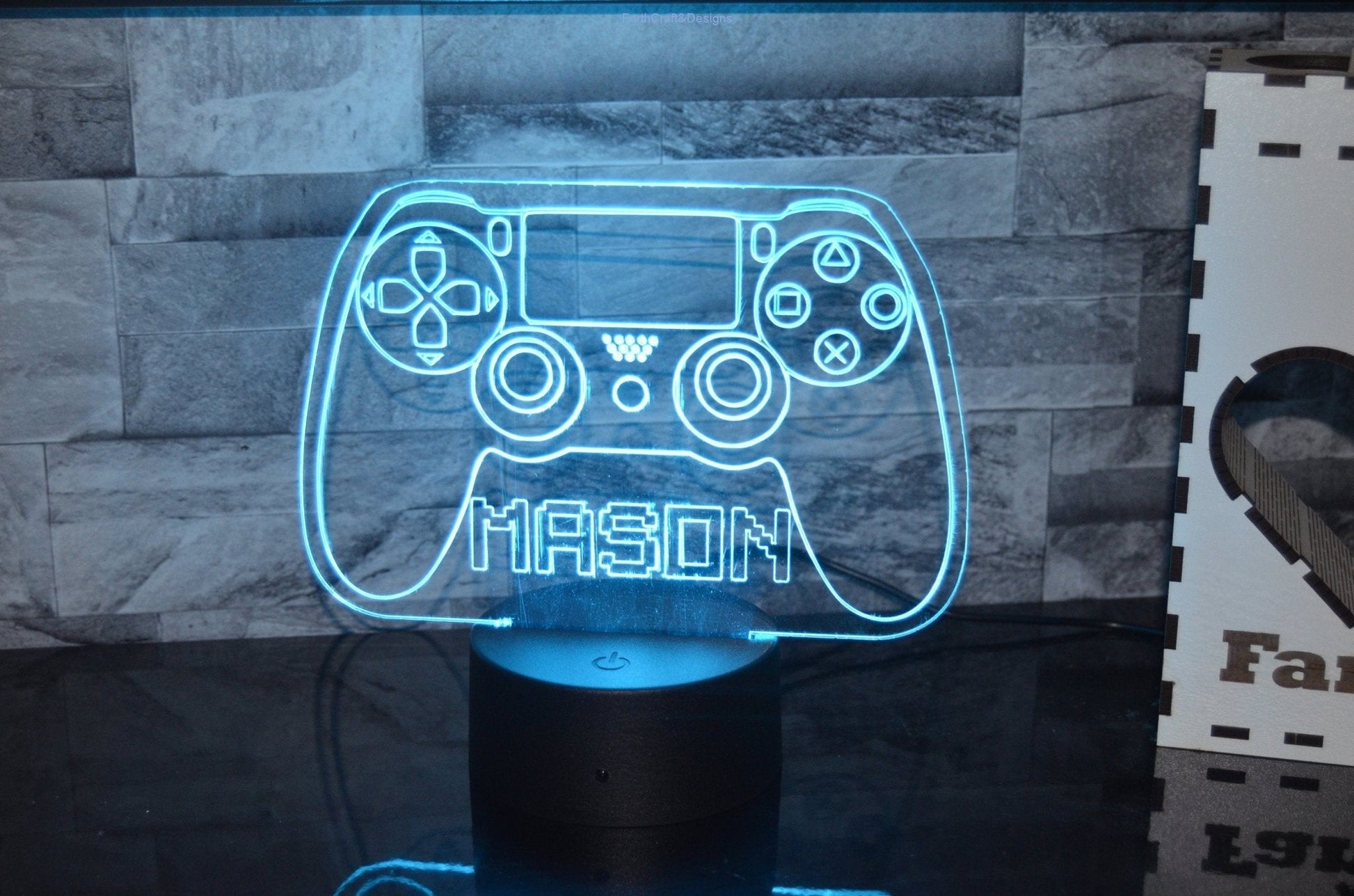 LED Name Night Light, Personalized Video Game Controller Neon Sign-Forth Craft and Designs